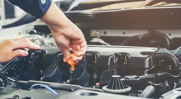 Autoservis Náhlovský Roztoky u Prahy je tu pro Vás již tři generace.